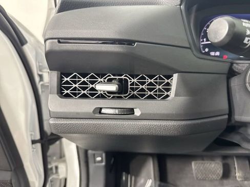 Used 2023 Honda Accord EX image 16