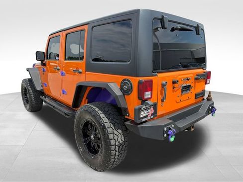 Used 2013 Jeep Wrangler Unlimited Rubicon w/ Dual Top Group AWD/4WD image 5