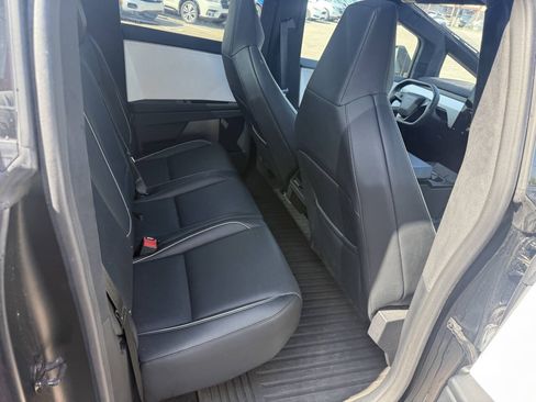 Used 2024 Tesla Cybertruck Cyberbeast AWD/4WD image 17
