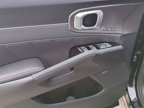 Certified 2026 Kia Sorento SX Prestige image 22