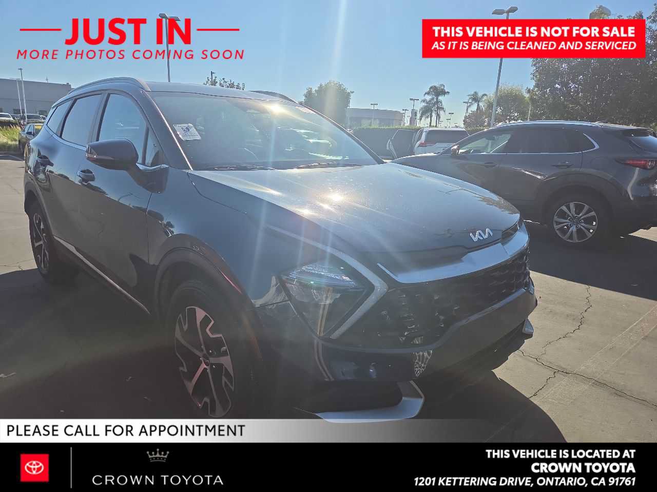 Used 2023 Kia Sportage EX AWD/4WD image 2