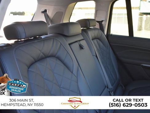 Used 2025 BMW X7 xDrive40i image 29