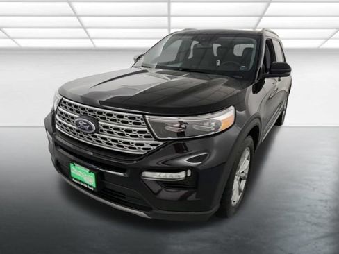 Used 2021 Ford Explorer Limited AWD/4WD image 2