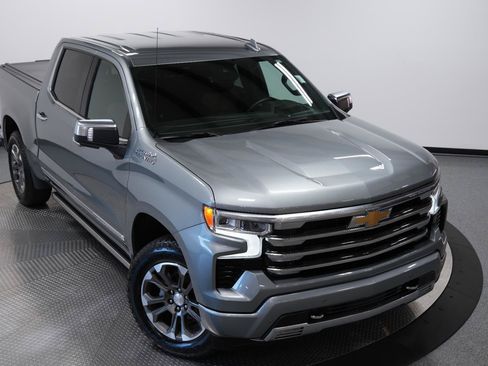 Used 2025 Chevrolet Silverado 1500 High Country w/ Technology Package AWD/4WD image 53