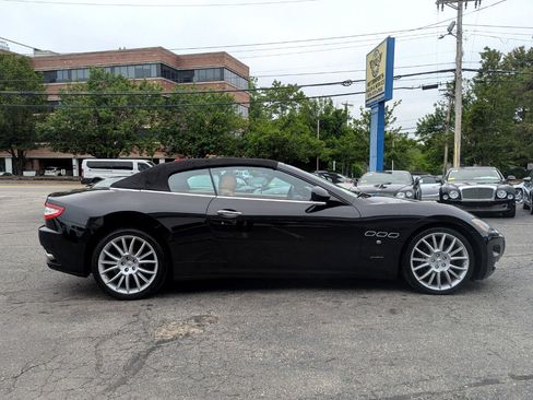 Used 2011 Maserati GranTurismo Convertible image 6