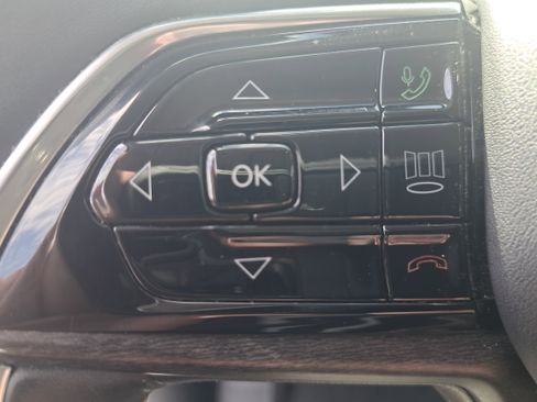 Used 2022 Jeep Grand Cherokee L Overland image 19