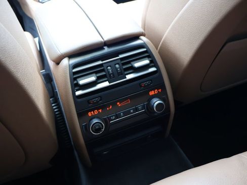 Used 2015 BMW 740i RWD image 21