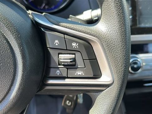 Used 2019 Subaru Outback 2.5i AWD/4WD image 13