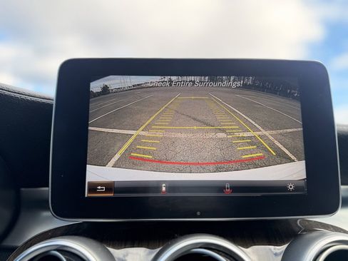 Used 2015 Mercedes-Benz C 400 4MATIC image 27