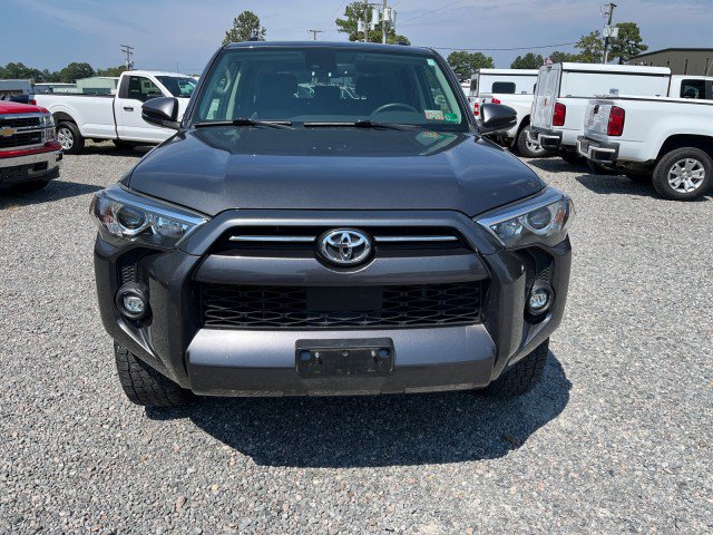 Used 2021 Toyota 4Runner SR5 Premium w/ Moonroof Package AWD/4WD image 3