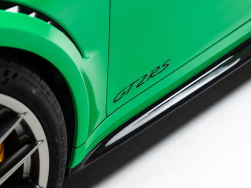 Used 2018 Porsche 911 GT2 RS image 44