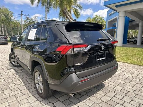 Used 2024 Toyota RAV4 XLE FWD image 12