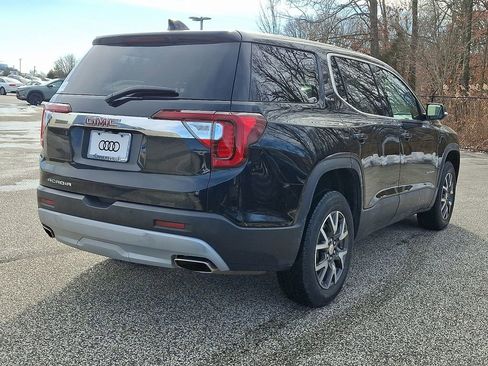 Used 2023 GMC Acadia SLE image 6