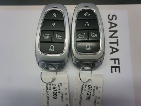 Used 2023 Hyundai Santa Fe SEL image 17