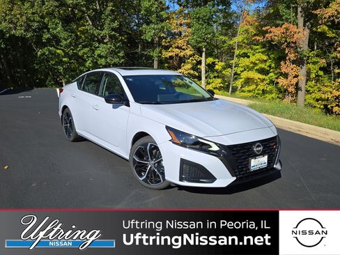 New 2025 Nissan Altima 2.5 SR w/ SR Premium Package image 1