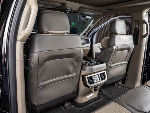 Used 2026 Ford F450 Platinum w/ Platinum Plus Package image 35