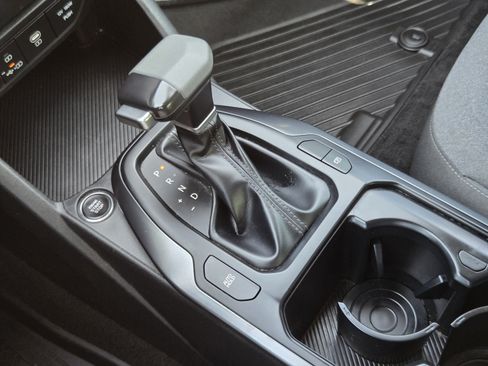 Used 2025 Kia K4 FWD image 16