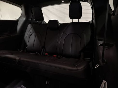 New 2026 Chrysler Pacifica Select w/ S Appearance Package FWD image 28