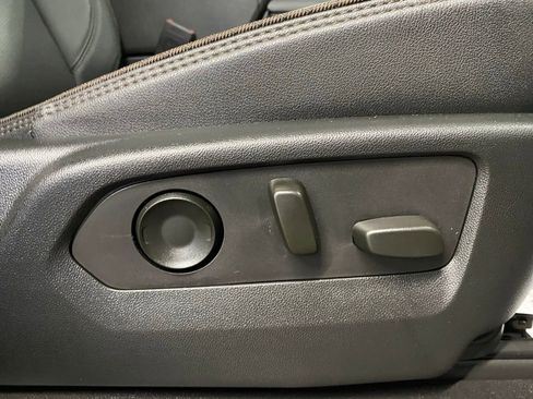 Used 2023 Chevrolet Tahoe High Country image 53