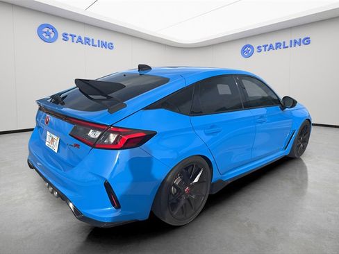 Used 2025 Honda Civic Type R image 4