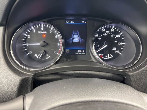 Used 2019 Nissan Rogue SL image 16