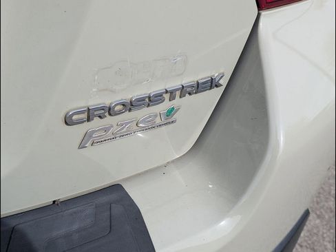 Used 2017 Subaru Crosstrek 2.0i Premium w/ Popular Package #2 image 20