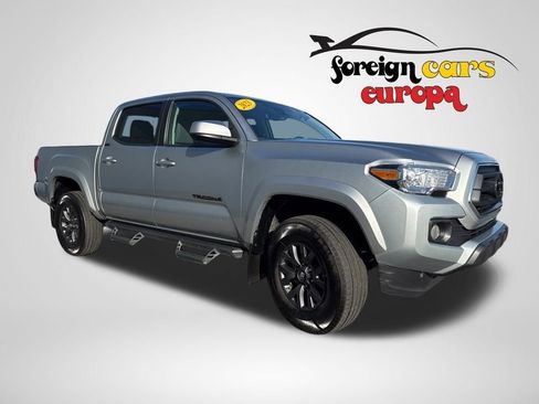 Used 2023 Toyota Tacoma TRD Sport image 3