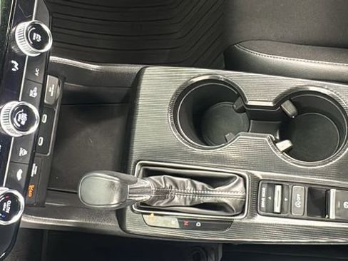 Used 2025 Honda Civic Sport image 28