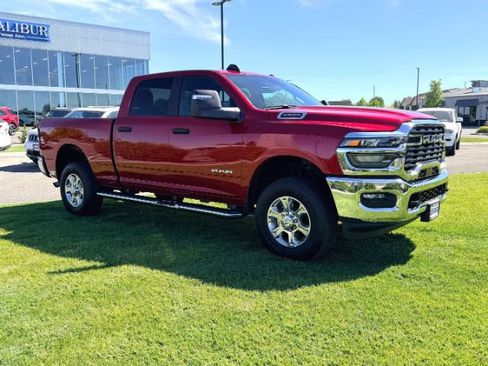 Used 2026 RAM 2500 Big Horn AWD/4WD image 5
