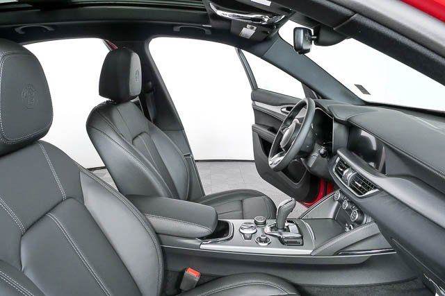 New 2026 Alfa Romeo Stelvio Sprint AWD/4WD image 24