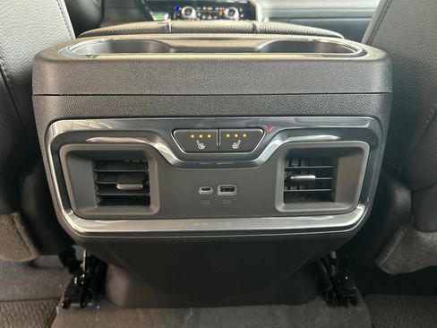 Used 2026 GMC Sierra 2500 Denali w/ Technology Package AWD/4WD image 15