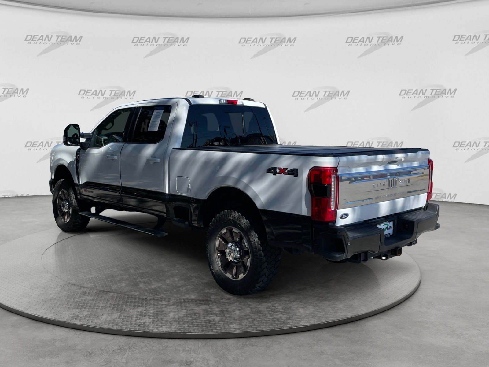 Used 2024 Ford F350 King Ranch AWD/4WD image 6