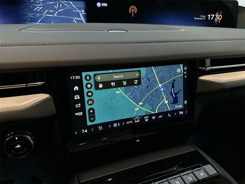 New 2025 Lincoln Navigator Reserve image 18