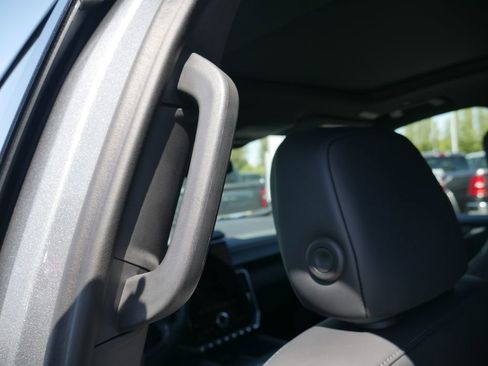 Used 2024 GMC Acadia AT4 w/ Luxury Package AWD/4WD image 15