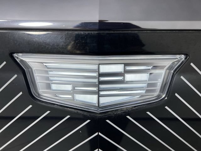 Certified 2026 Cadillac Vistiq Sport w/ LPO, Floor Liner Package AWD/4WD image 31