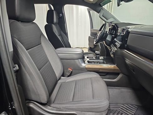 Used 2023 Chevrolet Silverado 1500 RST AWD/4WD image 13
