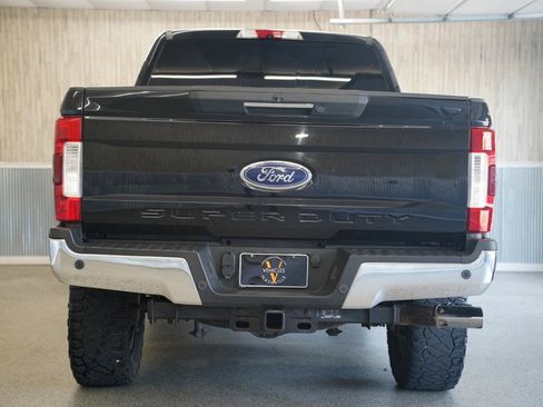 Used 2019 Ford F250 Lariat w/ Lariat Ultimate Package AWD/4WD image 9