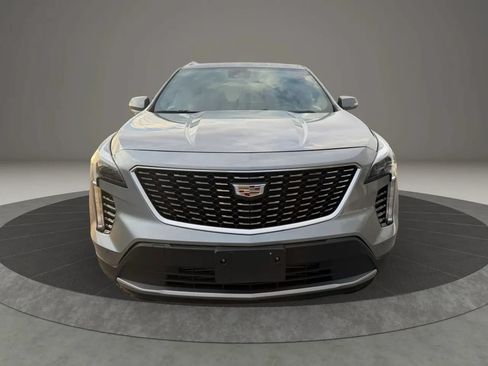 Used 2023 Cadillac XT4 Premium Luxury w/ Cold Weather Package AWD/4WD image 2