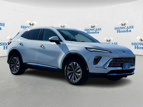 Used 2025 Buick Envision Preferred image 10