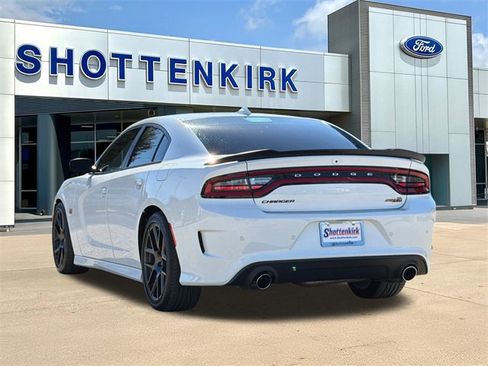 Used 2017 Dodge Charger R/T Scat Pack w/ Beats Audio Group image 6