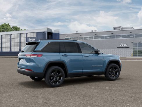 New 2026 Jeep Grand Cherokee Limited AWD/4WD image 4