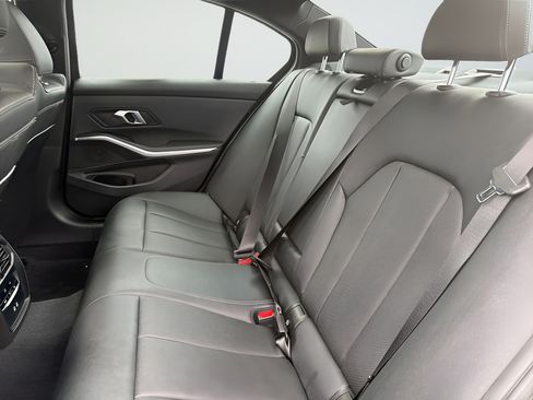 Used 2025 BMW 330i Sedan RWD image 23