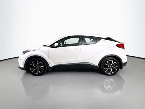 Used 2018 Toyota C-HR XLE image 9