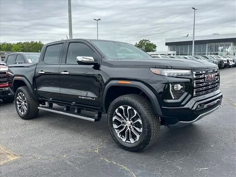 New 2026 GMC Canyon Denali AWD/4WD image 2