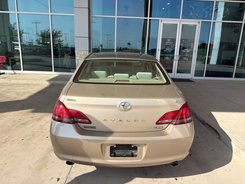 Used 2008 Toyota Avalon XL FWD image 13