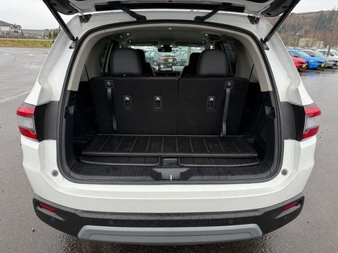 Used 2025 Honda Pilot EX-L image 18