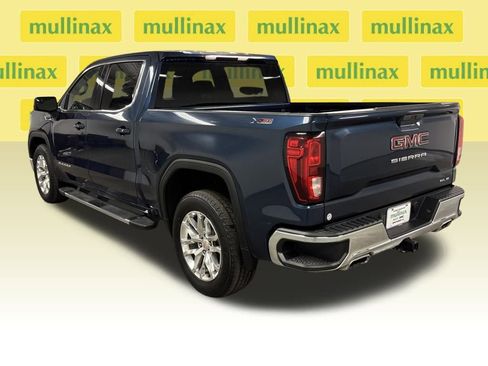 Used 2020 GMC Sierra 1500 SLE w/ SLE Value Package image 17