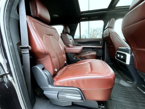Used 2024 Ford Expedition Max Limited image 20