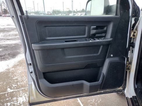 Used 2015 RAM 1500 ST w/ Popular Equipment Group image 9