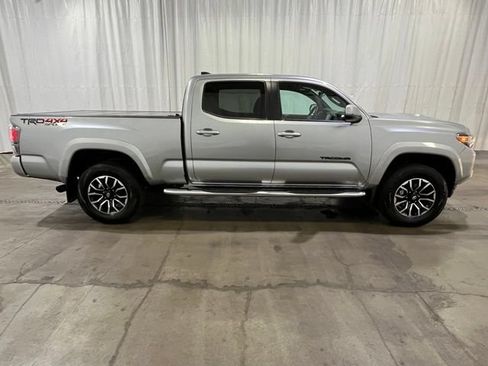 Certified 2022 Toyota Tacoma TRD Sport w/ Black Out Package (TMS) AWD/4WD image 3